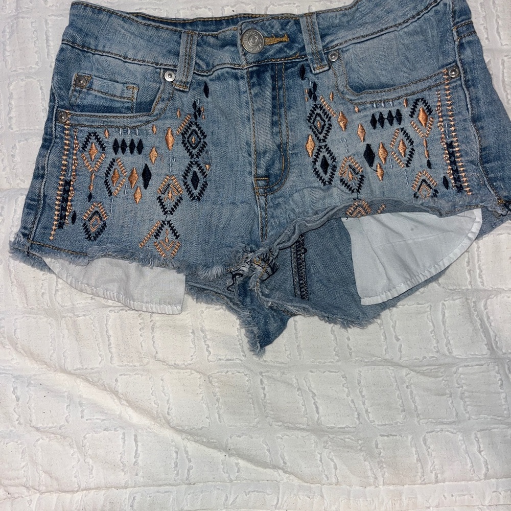 Harmony +HAVOC Jean shorts with tribal stitching in navy blue and peach